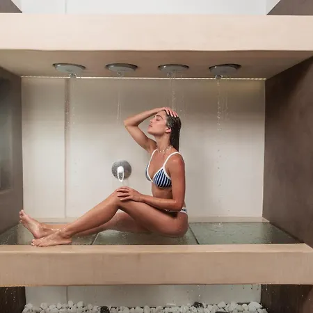 Halcyon And Naxos Apart-hotel