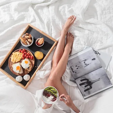 Halcyon And Naxos 4*