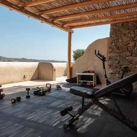 Hotel apartamentowy Halcyon And Naxos 4*