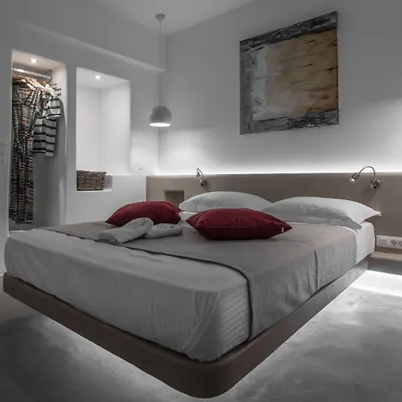 Halcyon And Naxos Lägenhetshotell