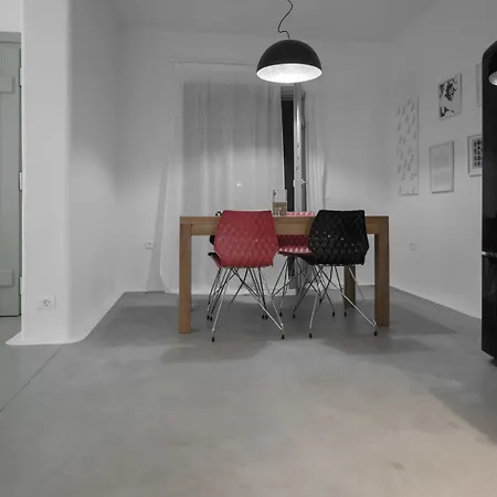 Halcyon And Naxos Apart-hotel