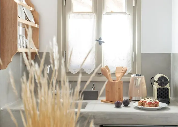 Halcyon Suites And Villas Naxos 4*