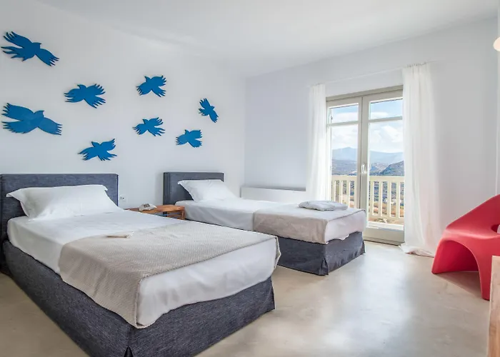 Aparthotel Halcyon Suites And Villas Naxos 4*