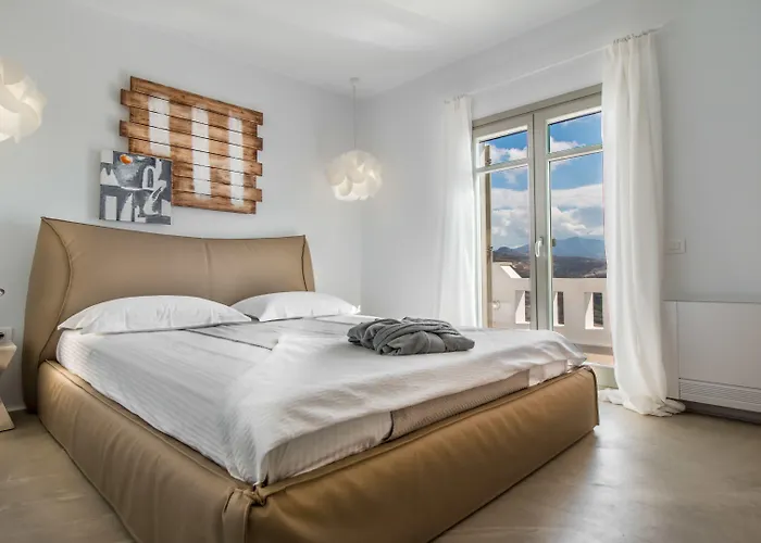 Aparthotel Halcyon Suites And Villas Naxos