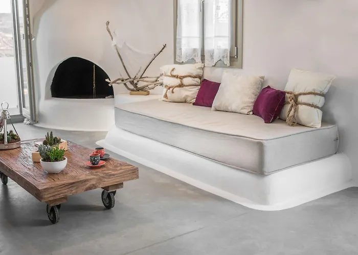 Halcyon Suites And Villas Naxos 4*