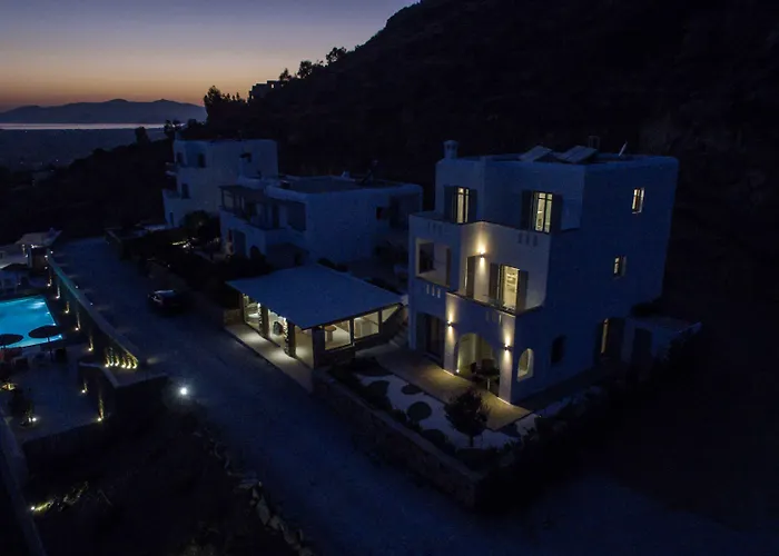 Aparthotel Halcyon Suites And Villas Naxos